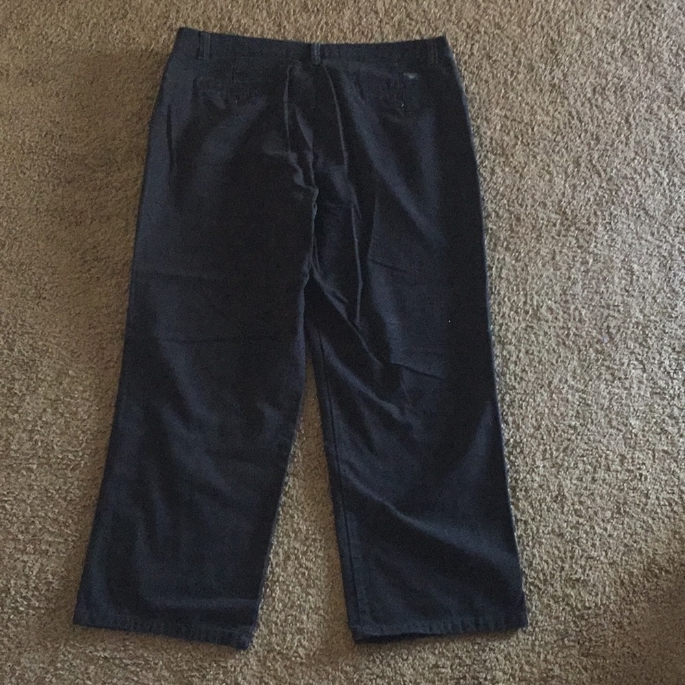 Dockers - Picture 3 of 3